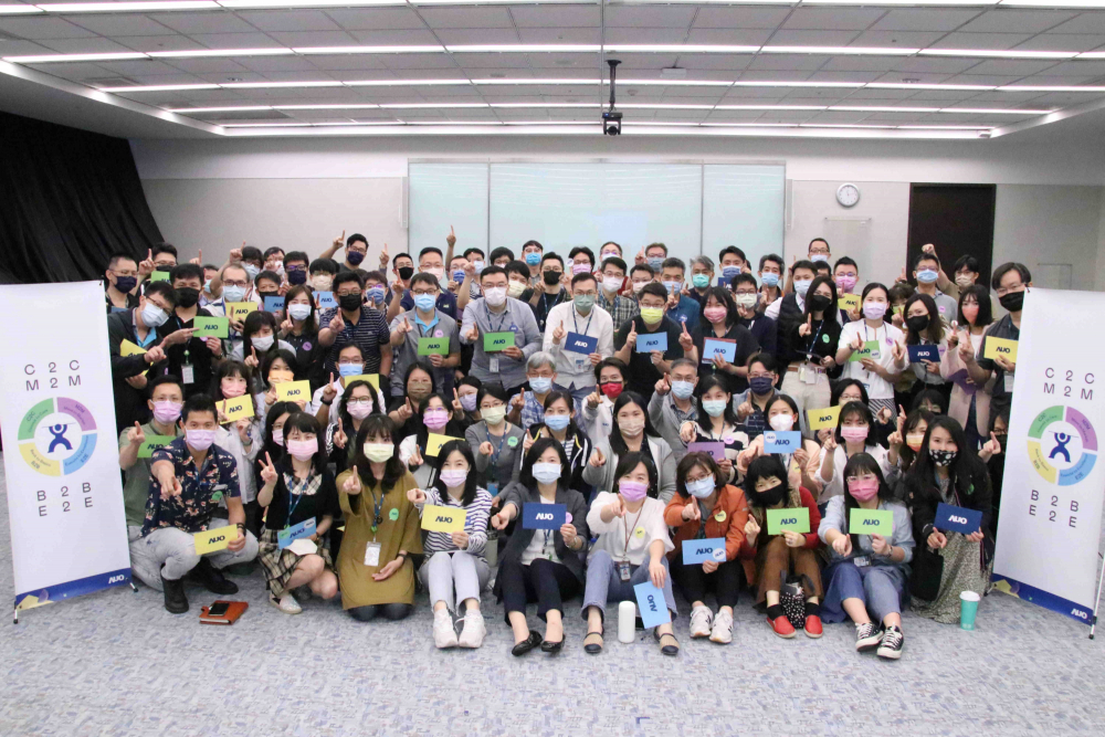 友達提供全球及集團輪調機會，支持同仁持續進修學習，致力為專業人才打造友善多元的職場環境